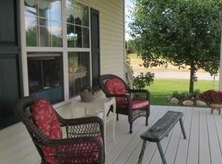 742 John Ward Dr, Howell, MI