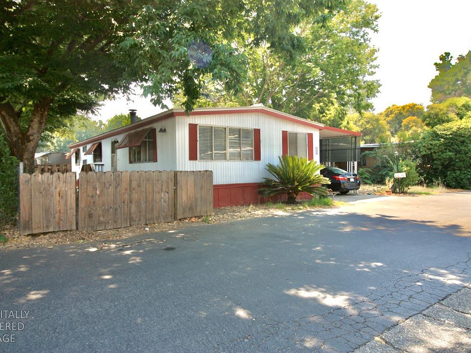 1st image of 3156 Esplanade Space 300
