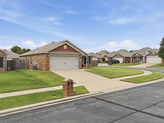 2nd image of 4681 E 148th Pl S