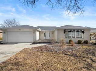 15413 Primrose Ct, Orland Park, IL 60462