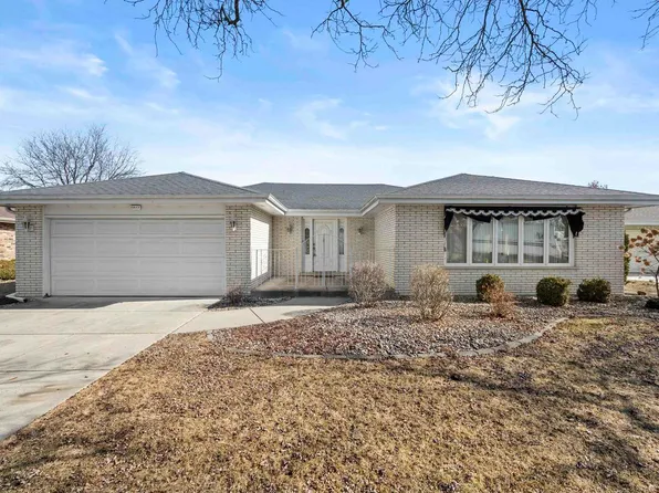 15413 Primrose Ct, Orland Park, IL 60462
