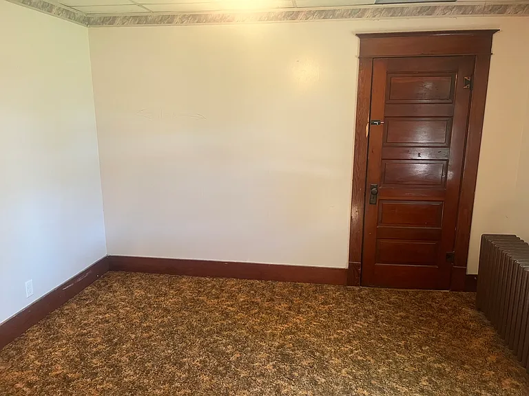 390 Lincoln St #2 — Photo 6