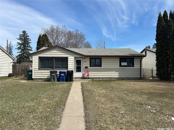 514 W AVENUE S, Saskatoon, SK S7M 3G8