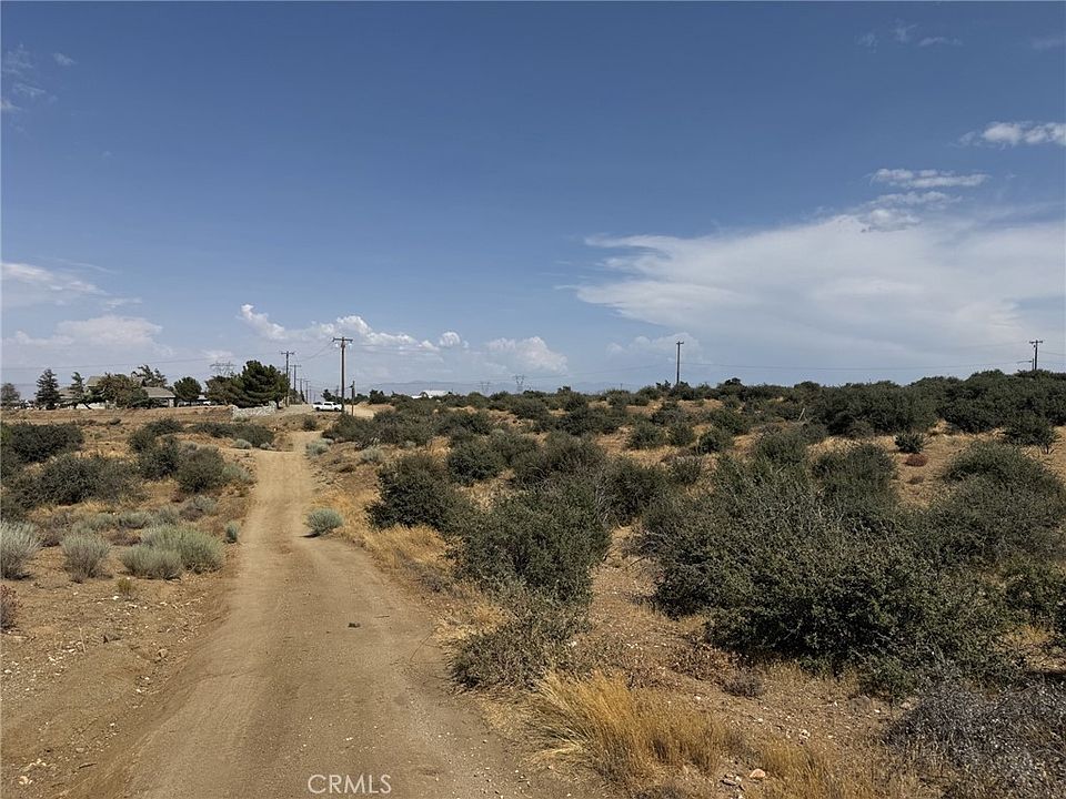 2nd image of 0 Chateau Rd