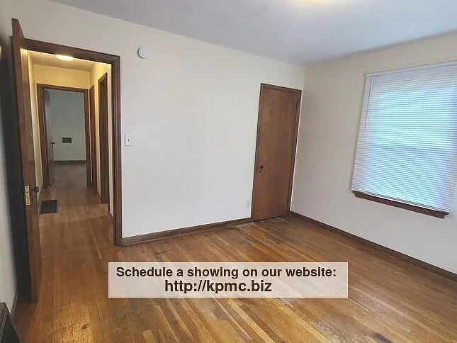 2937 Oaklawn St — Photo 15