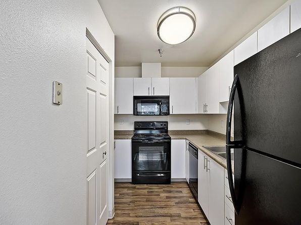 450 Orchard Ave #D-201