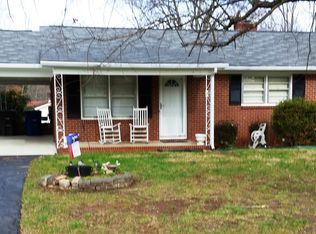 1213 Mizpah Church Rd, Rural Hall, NC 27045