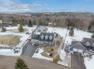 44 Saint John St, Amaranth, ON L9W5Z2