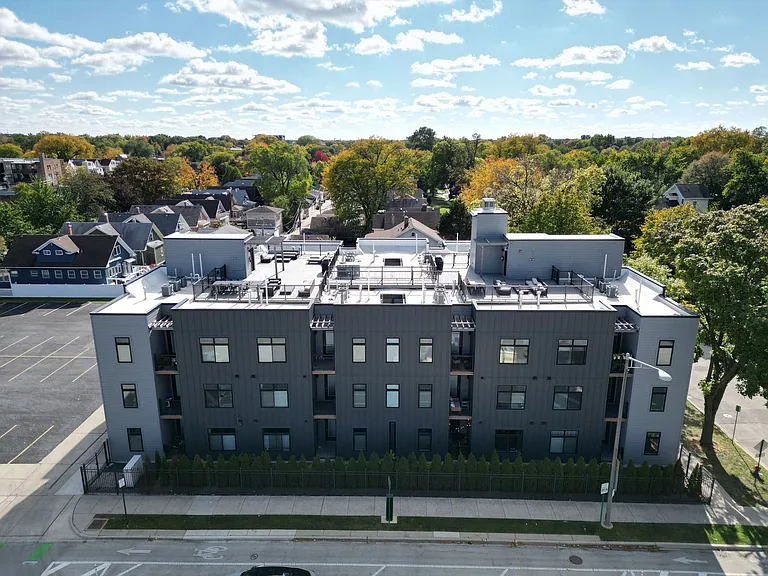 504 Lyman Avenue — Photo 15