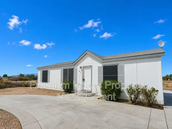 4400 Vicki Ann Rd, Pahrump, NV 89048