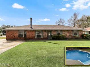 236 Driftwood Dr, Lafayette, LA 70503