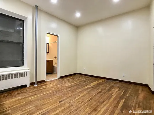 Rented by Sovereign Associates | media 8