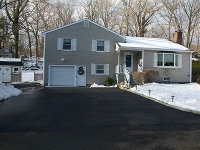 6 Frate Ct, Darien, CT, 06820