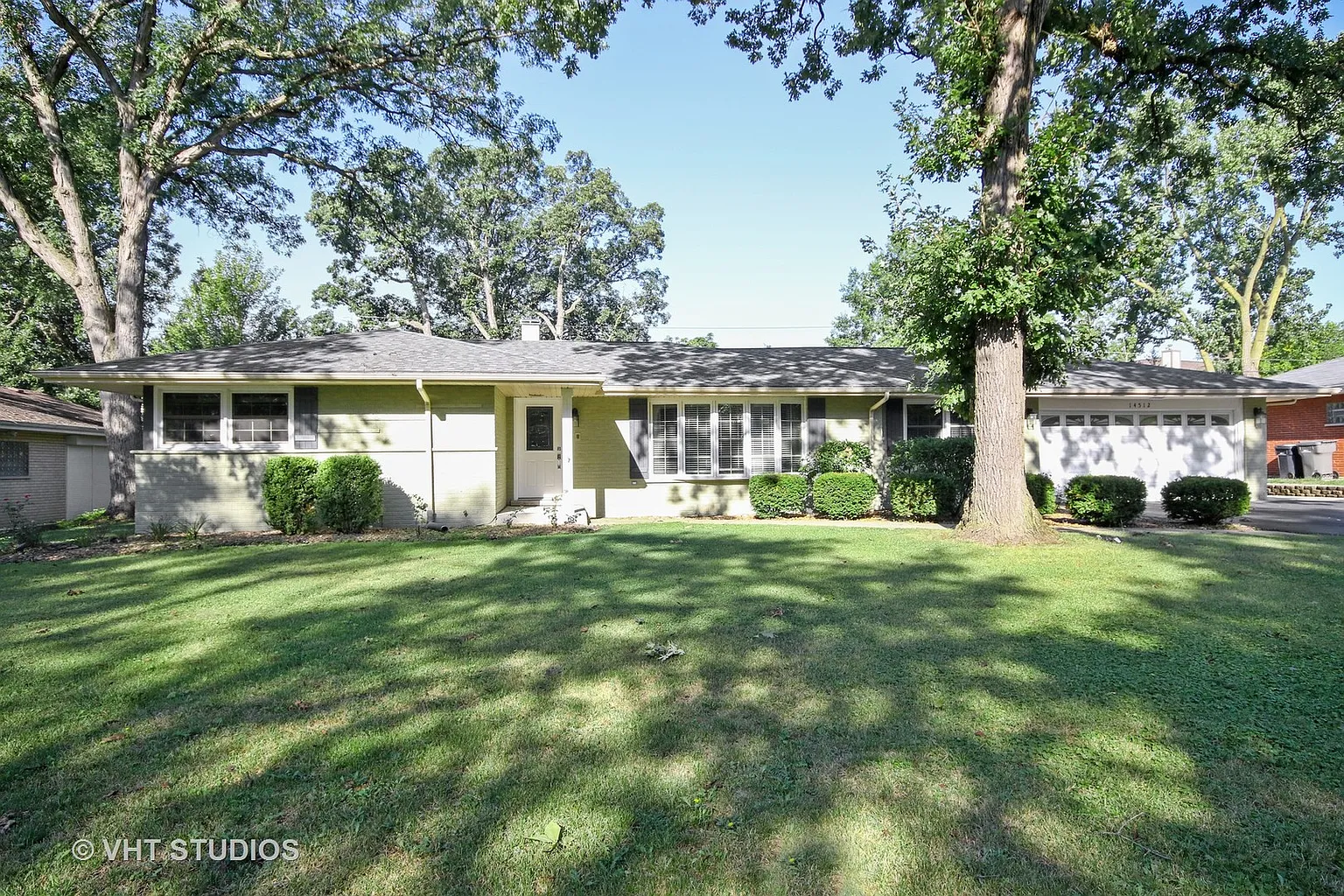 14512 Ridge Ave photo 1