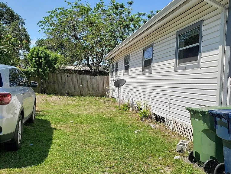 2403 Durham St #1 — Photo 20