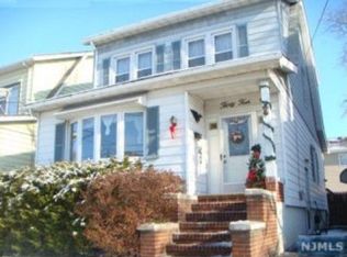 34 5th St, Saddle Brook, NJ 07663