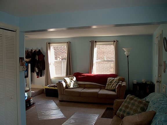 3rd image of 11009 S D Ave