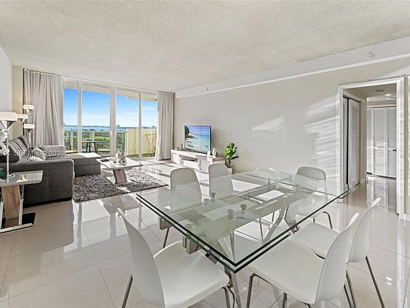 5th image of 5601 Collins Ave APT 1618