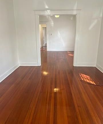 4th image of 2718 Lowerline St