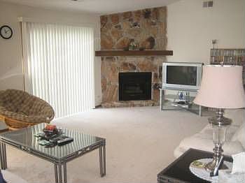 5th image of 1509 Pheasant Trail Ln #2