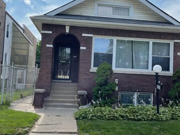 8352 S Luella Ave, Chicago, IL 60617