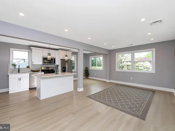 339 Bowers Ave, Runnemede, NJ 08078