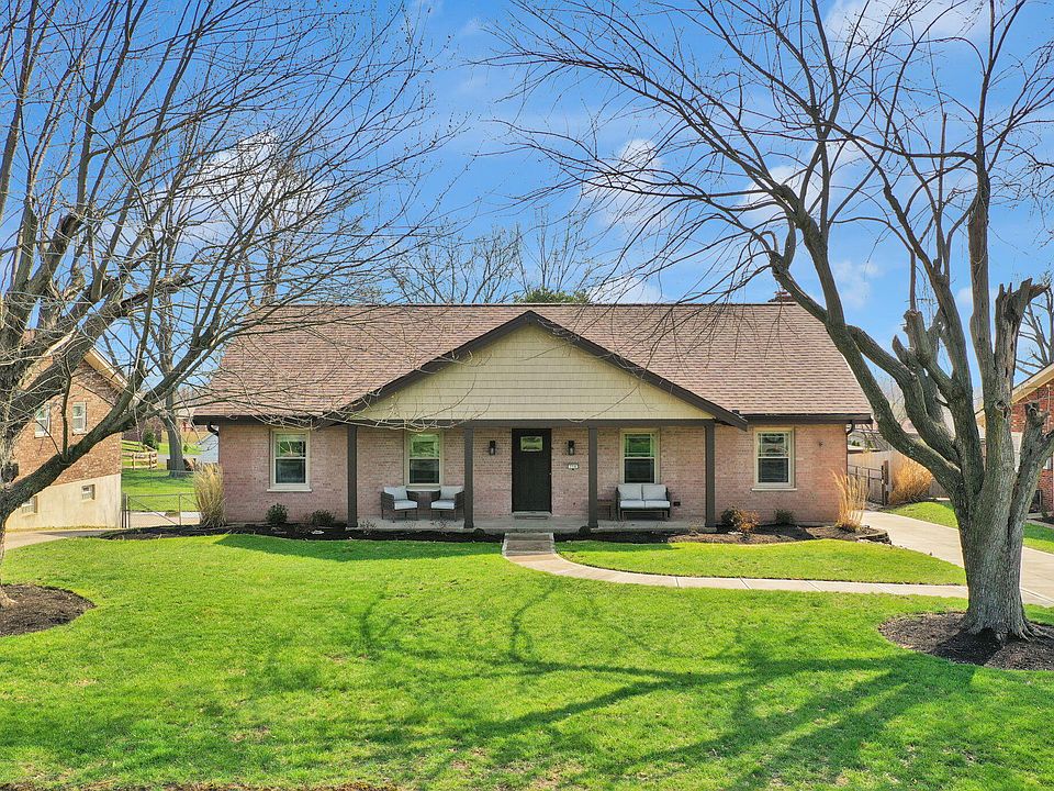 1st image of 758 Meadow View Dr