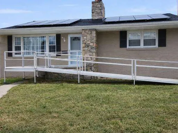 111 Delrey Ave, Baltimore, MD 21228