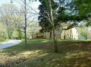 6767 W Parkewood Rd, Rosedale, IN 47874