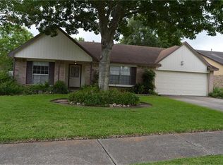 7803 Huron Ct, Baytown, TX 77521