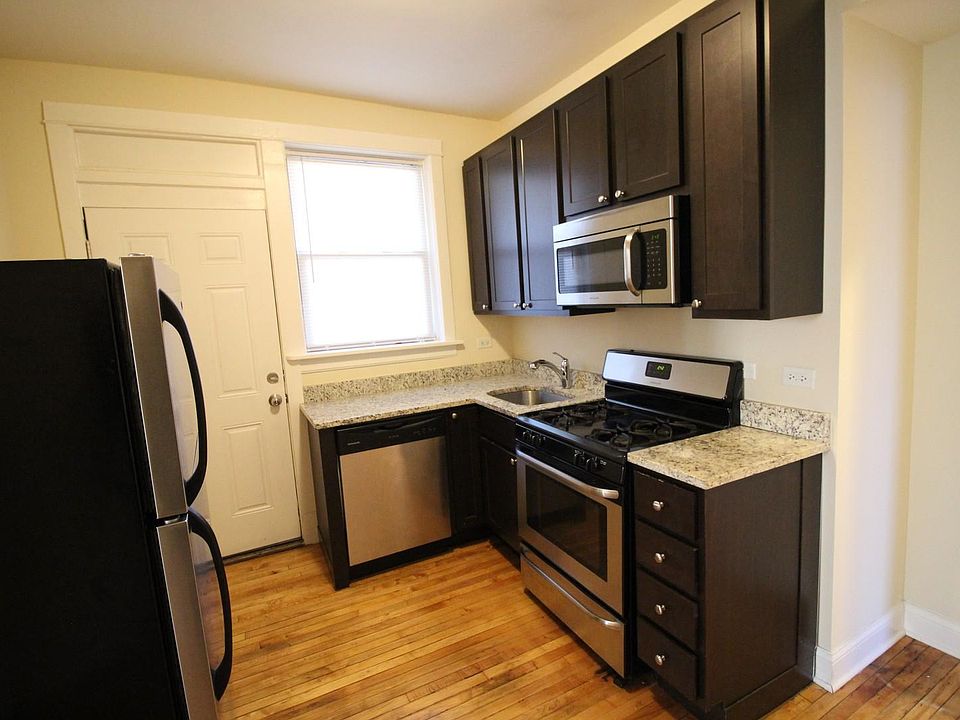 1st image of 5028 N Western Ave #3