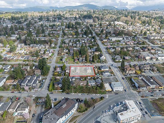 3rd image of 32980 2nd Ave
