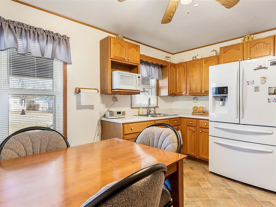 2326 School Dr, Pevely, MO 63070 Zillow