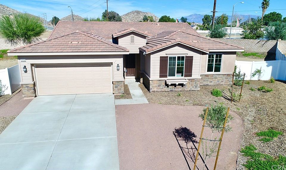1st image of 27976 Aidan Cir