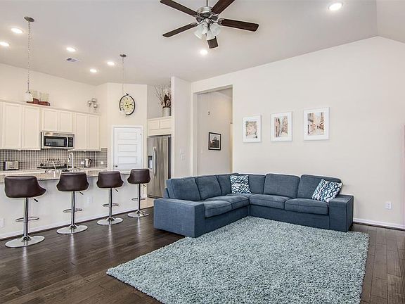 This open concept area is perfect for entertaining.