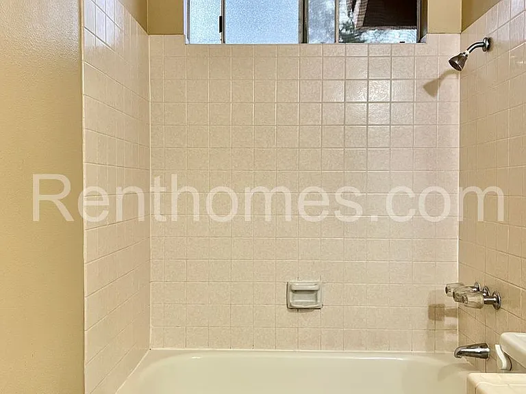 10594 Dabney Dr — Photo 18