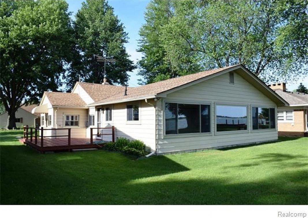 8445 Colony Dr, Algonac, MI 48001 Zillow