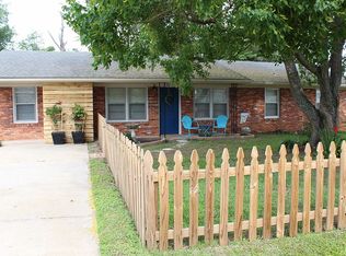 104 Donna Dr, Warner Robins, GA 31088