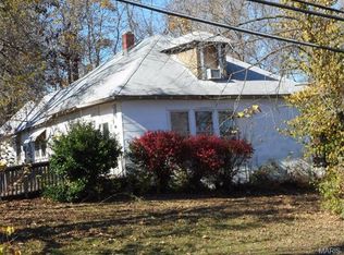 415 N Main St, Saint Clair, MO 63077