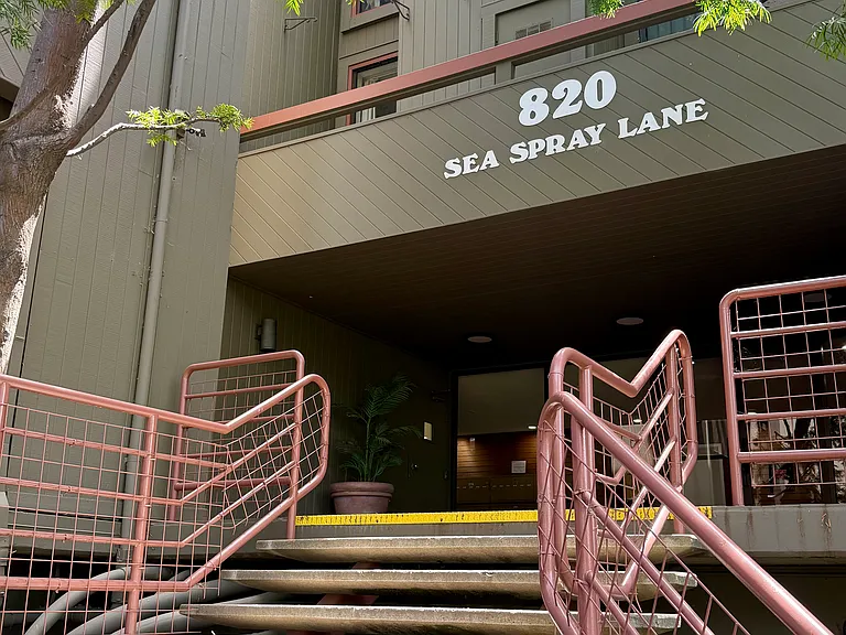 820 Sea Spray Ln #205 — Photo 3
