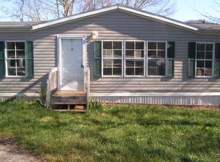 97 Wallace Cir, Otto, NC 28763