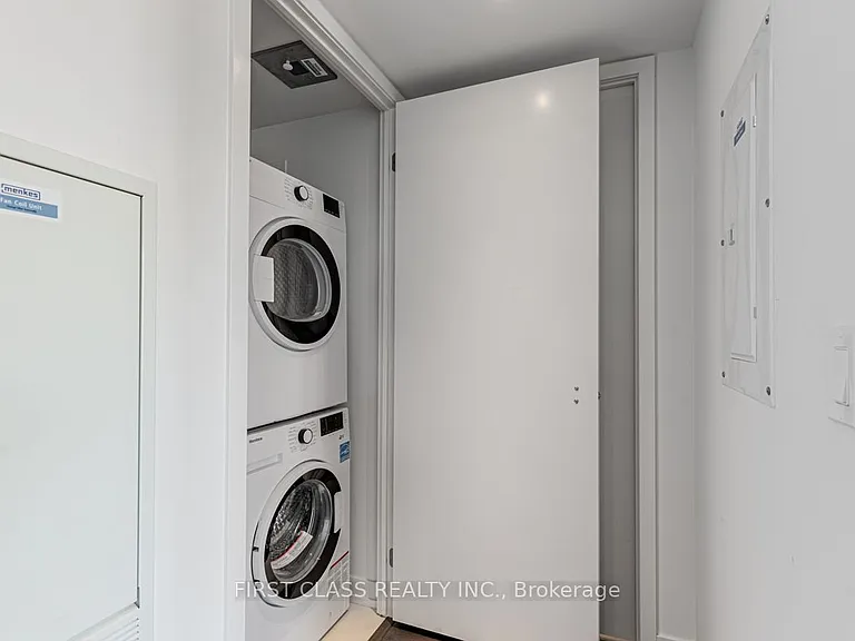 60 Shuter St #1710 — Photo 19