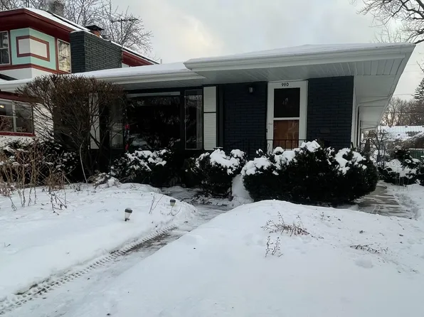 990 Hawthorne Ave E, Saint Paul, MN 55106