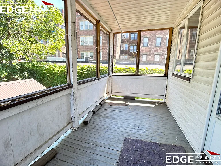 292 Foster St #2 — Photo 7