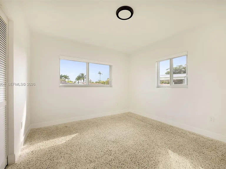 10340 SW 157th St — Photo 15