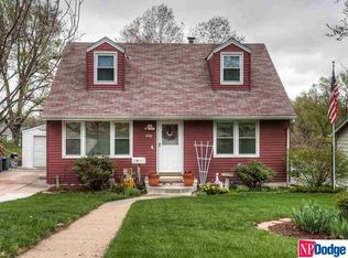 6609 N 37th St, Omaha, NE 68112