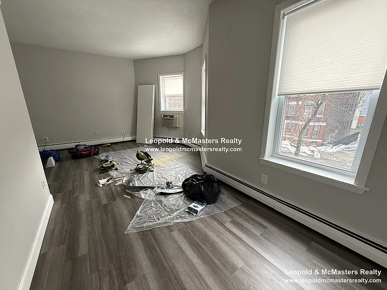 South Huntington Apartments — Photo 4