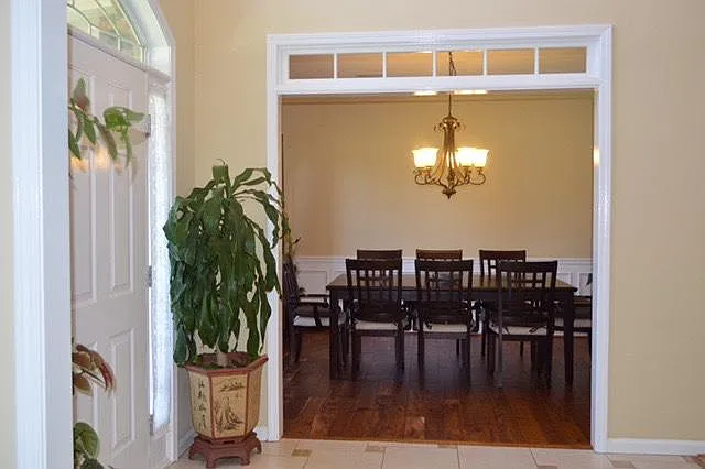 155 Ruby Forest Pkwy — Photo 9