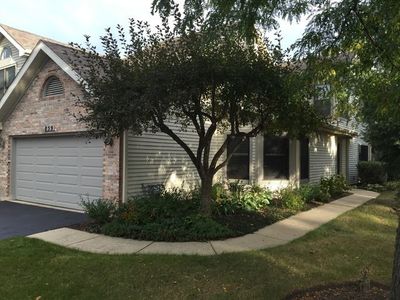859 N Auburn Woods Dr, Palatine, IL, 60067