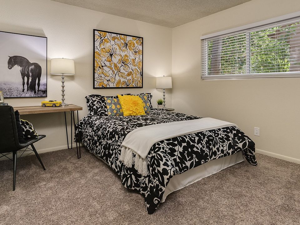 1 Bedroom Upgraded Unit